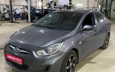 Hyundai Solaris II рестайлинг, 2011 год, 580 000 рублей, 1 фотография