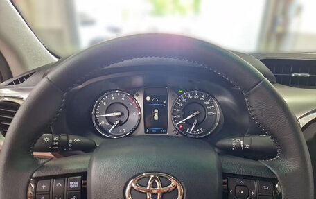 Toyota Hilux VIII, 2025 год, 7 942 788 рублей, 14 фотография