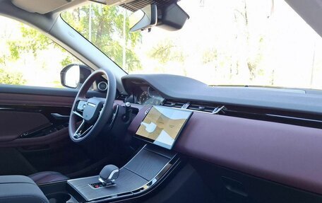 Land Rover Range Rover Evoque II, 2025 год, 7 200 000 рублей, 10 фотография
