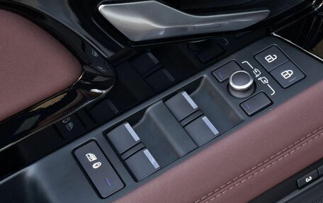 Land Rover Range Rover Evoque II, 2025 год, 7 200 000 рублей, 15 фотография