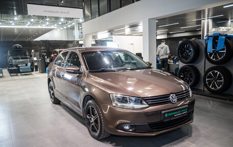 Volkswagen Jetta VI, 2012 год, 870 000 рублей, 4 фотография