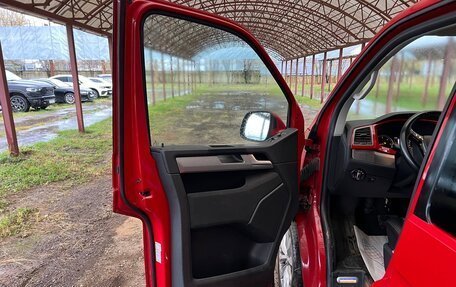 Volkswagen Multivan T6 рестайлинг, 2019 год, 4 854 000 рублей, 8 фотография