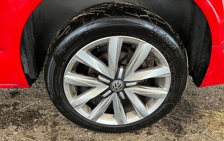 Volkswagen Multivan T6 рестайлинг, 2019 год, 4 854 000 рублей, 12 фотография