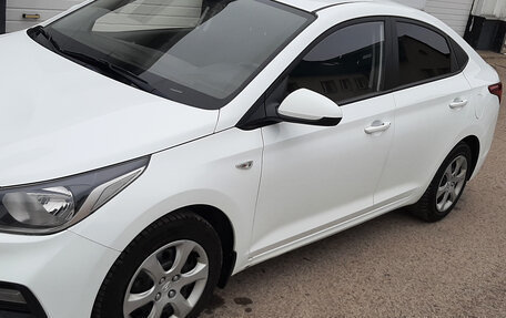 Hyundai Solaris II рестайлинг, 2019 год, 1 280 000 рублей, 5 фотография