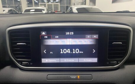 KIA Sportage IV рестайлинг, 2020 год, 2 446 000 рублей, 31 фотография