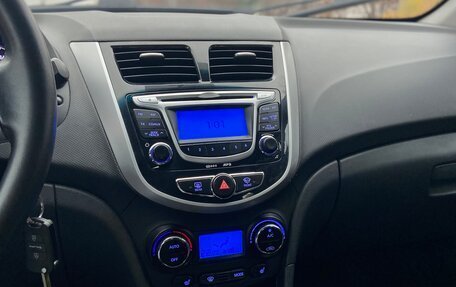 Hyundai Solaris II рестайлинг, 2012 год, 790 000 рублей, 12 фотография