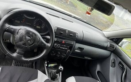 SEAT Toledo III, 2000 год, 140 000 рублей, 4 фотография