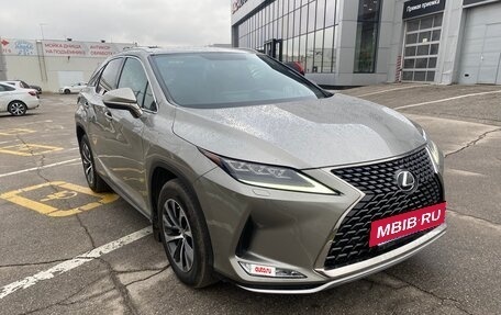 Lexus RX IV рестайлинг, 2020 год, 3 100 000 рублей, 4 фотография