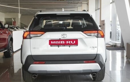 Toyota RAV4, 2025 год, 4 400 000 рублей, 5 фотография