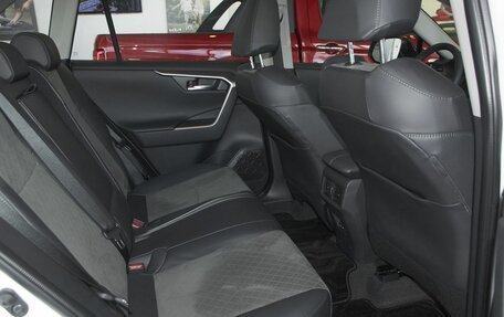 Toyota RAV4, 2025 год, 4 400 000 рублей, 11 фотография