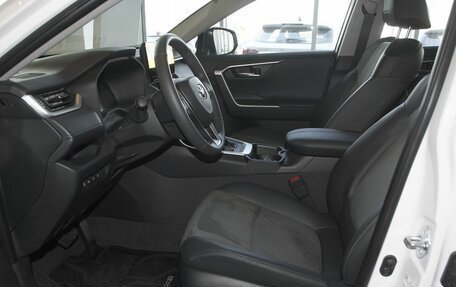 Toyota RAV4, 2025 год, 4 400 000 рублей, 9 фотография