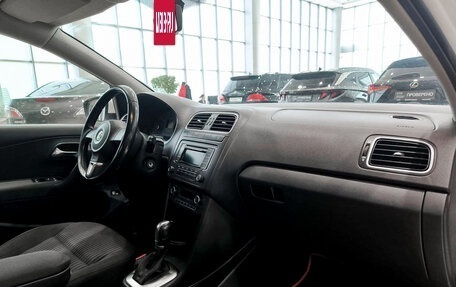 Volkswagen Polo VI (EU Market), 2013 год, 799 000 рублей, 13 фотография