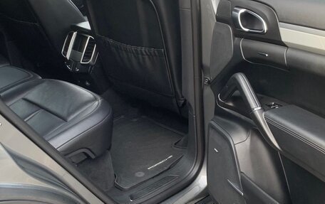 Porsche Cayenne III, 2014 год, 2 550 000 рублей, 10 фотография