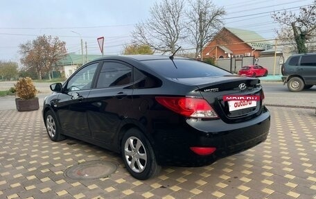 Hyundai Solaris II рестайлинг, 2012 год, 680 000 рублей, 3 фотография