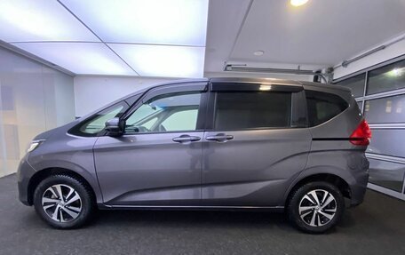 Honda Freed II, 2017 год, 1 575 000 рублей, 10 фотография