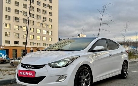 Hyundai Avante, 2011 год, 880 000 рублей, 1 фотография