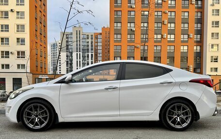 Hyundai Avante, 2011 год, 880 000 рублей, 3 фотография