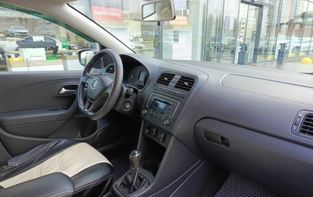 Volkswagen Polo VI (EU Market), 2016 год, 759 800 рублей, 13 фотография