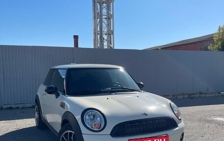 MINI Hatch, 2008 год, 650 000 рублей, 2 фотография