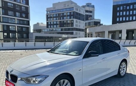 BMW 3 серия, 2013 год, 2 100 000 рублей, 1 фотография