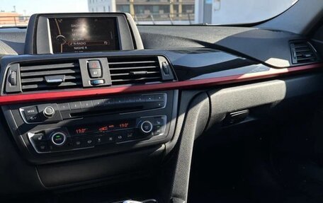 BMW 3 серия, 2013 год, 2 100 000 рублей, 7 фотография