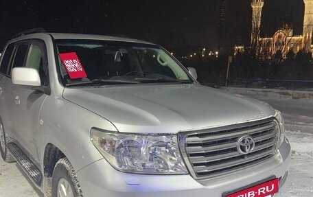 Toyota Land Cruiser 200, 2008 год, 3 100 000 рублей, 2 фотография