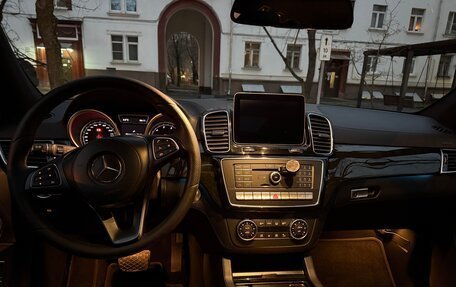 Mercedes-Benz GLS, 2017 год, 3 690 000 рублей, 25 фотография