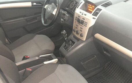 Opel Zafira B, 2008 год, 695 000 рублей, 13 фотография