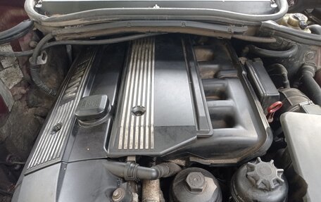 BMW 3 серия, 2003 год, 670 000 рублей, 21 фотография