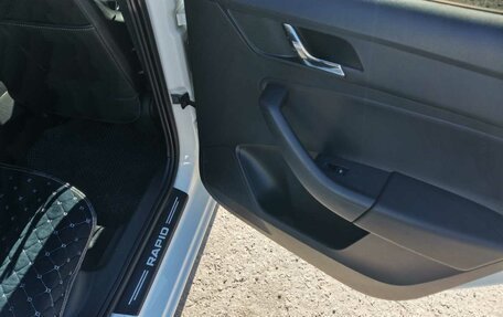 Skoda Rapid I, 2015 год, 750 000 рублей, 6 фотография