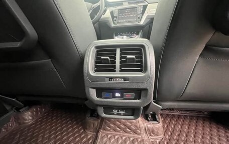 Volkswagen Touran III, 2021 год, 1 370 077 рублей, 10 фотография