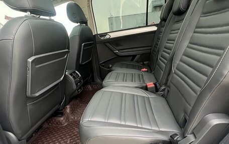 Volkswagen Touran III, 2021 год, 1 370 077 рублей, 11 фотография