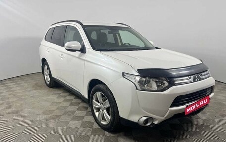 Mitsubishi Outlander III рестайлинг 3, 2012 год, 1 367 000 рублей, 1 фотография