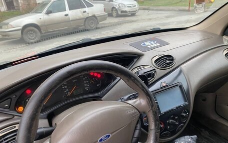 Ford Focus IV, 2001 год, 230 000 рублей, 10 фотография