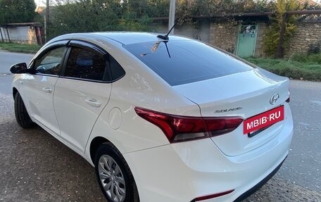 Hyundai Solaris II рестайлинг, 2017 год, 899 999 рублей, 6 фотография