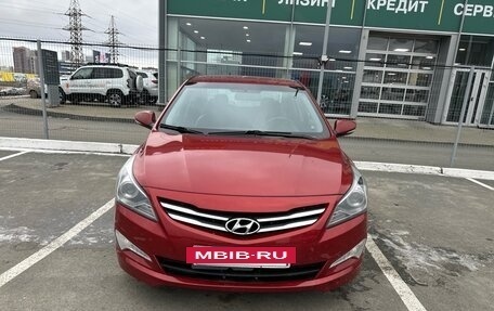 Hyundai Solaris II рестайлинг, 2015 год, 999 000 рублей, 3 фотография