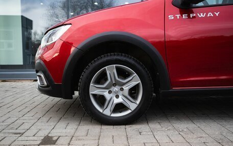 Renault Sandero II рестайлинг, 2019 год, 1 300 000 рублей, 9 фотография