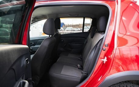 Renault Sandero II рестайлинг, 2019 год, 1 300 000 рублей, 13 фотография