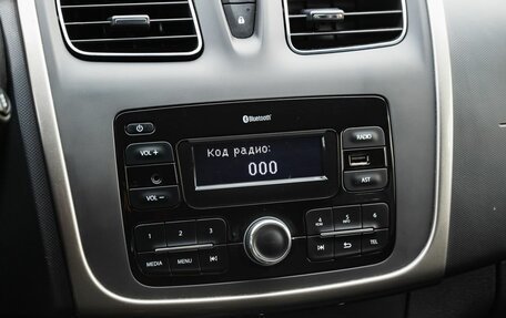 Renault Sandero II рестайлинг, 2019 год, 1 300 000 рублей, 19 фотография