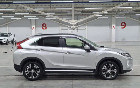 Mitsubishi Eclipse Cross, 2018 год, 2 000 000 рублей, 8 фотография