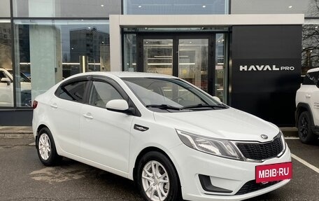 KIA Rio III рестайлинг, 2013 год, 769 000 рублей, 3 фотография