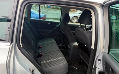 Volkswagen Tiguan I, 2011 год, 1 070 000 рублей, 4 фотография