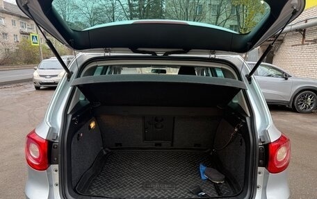 Volkswagen Tiguan I, 2011 год, 1 070 000 рублей, 8 фотография