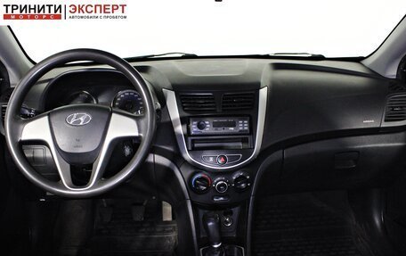 Hyundai Solaris II рестайлинг, 2011 год, 697 000 рублей, 10 фотография