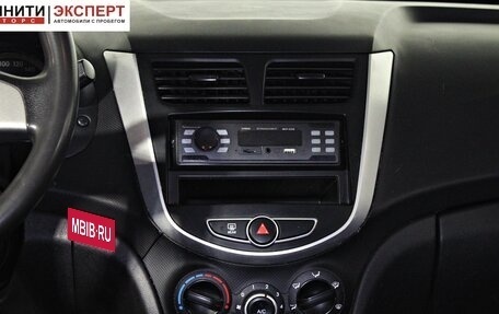 Hyundai Solaris II рестайлинг, 2011 год, 697 000 рублей, 14 фотография