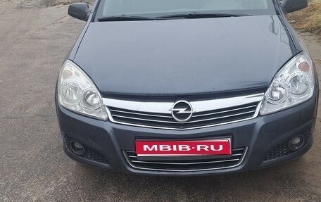 Opel Astra H, 2008 год, 345 000 рублей, 1 фотография