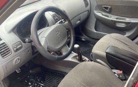 Hyundai Accent II, 2004 год, 190 000 рублей, 13 фотография