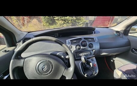 Renault Scenic III, 2004 год, 450 000 рублей, 3 фотография