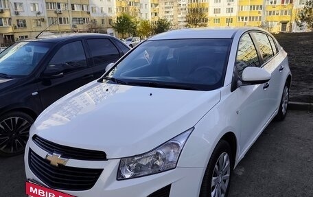 Chevrolet Cruze II, 2013 год, 900 000 рублей, 3 фотография