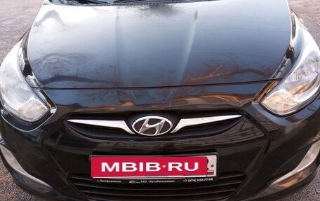 Hyundai Solaris II рестайлинг, 2011 год, 750 000 рублей, 5 фотография